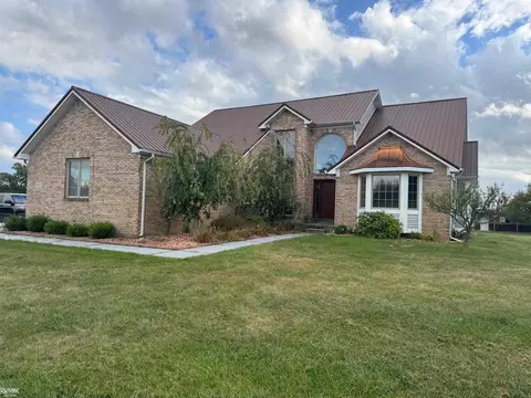 9817 Oatman, Greenwood, MI 48006