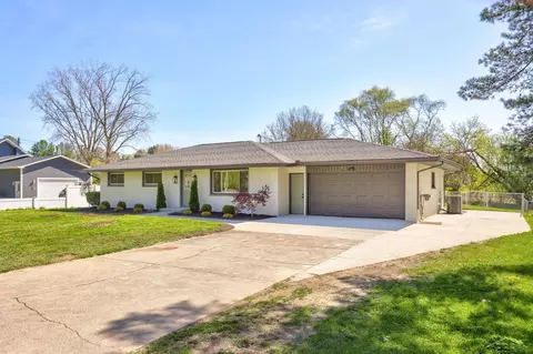 3950 N Thomas, Freeland, MI 48623