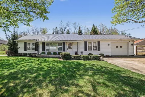 1402 Nebobish, Essexville, MI 48732