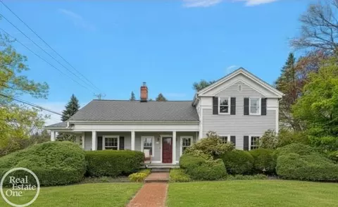 990 S Baldwin, Clarkston, MI 48348