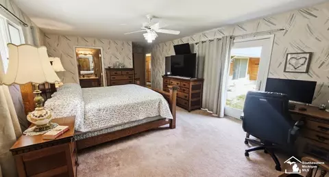 Bedroom - 1566 Riverview, Monroe, MI 48162 photo 3 of 9
