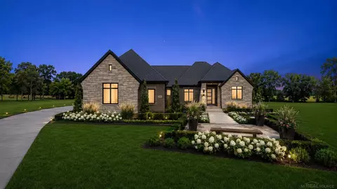 4025 Taft, Romeo, MI 48065