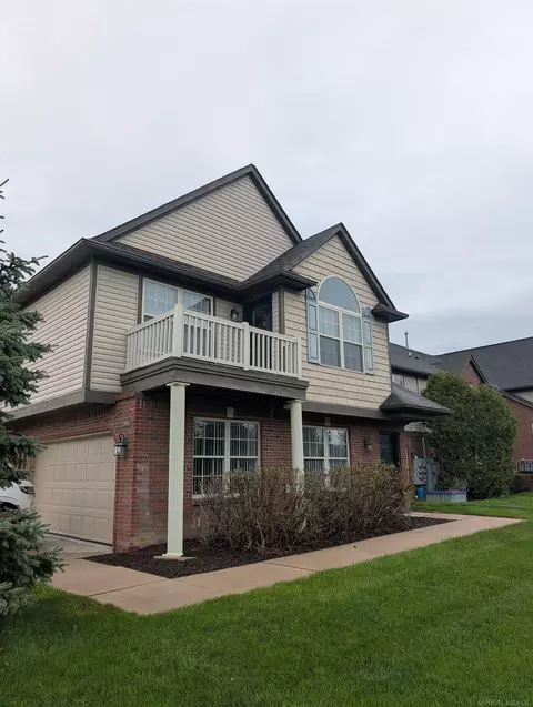 32974 Redstone, Chesterfield, MI 48047