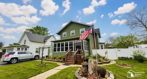230 E Ctr, Petersburg, MI 49270