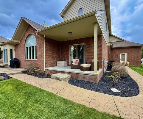 Exterior - 54959 Danielle, New Baltimore, MI 48047 photo 14 of 18