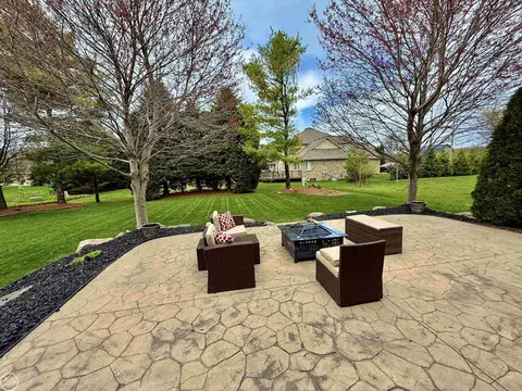 Exterior - 54959 Danielle, New Baltimore, MI 48047 photo 10 of 18