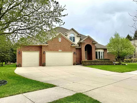 Exterior - 54959 Danielle, New Baltimore, MI 48047 photo 3 of 18