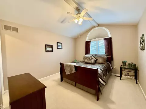 Bedroom - 54959 Danielle, New Baltimore, MI 48047 photo 6 of 11