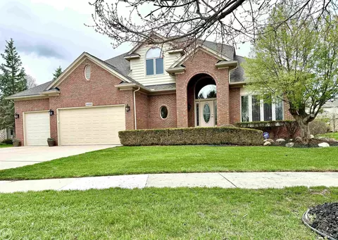 Exterior - 54959 Danielle, New Baltimore, MI 48047 photo 2 of 18