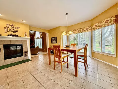 Dining - 54959 Danielle, New Baltimore, MI 48047 photo 2 of 2