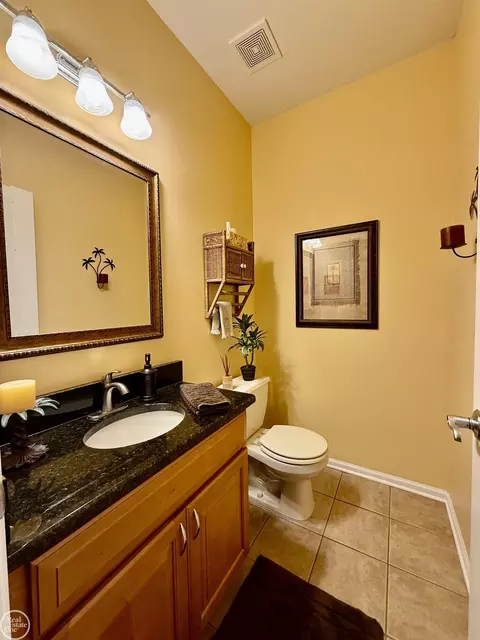 Bath - 54959 Danielle, New Baltimore, MI 48047 photo 1 of 8