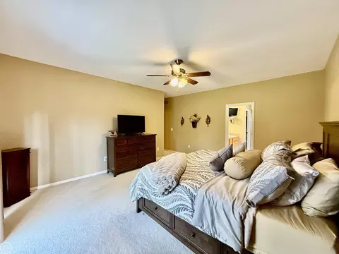Bedroom - 54959 Danielle, New Baltimore, MI 48047 photo 3 of 11