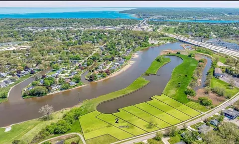 2 Water Street, Port Huron, MI 48060