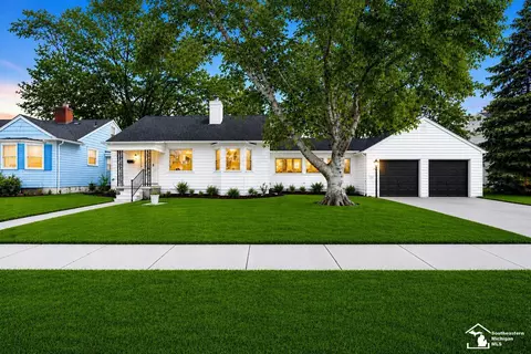 6810 Robinson, Allen Park, MI 48101
