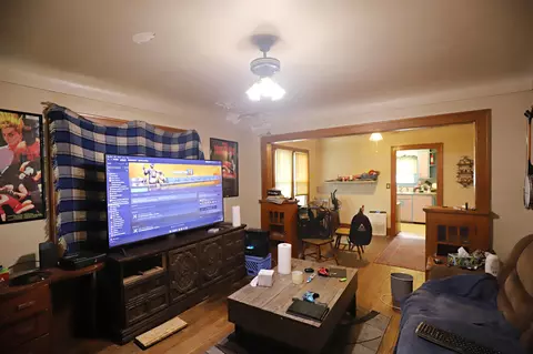 Living - 1717 Stevenson, Flint, MI 48504 photo 2 of 3