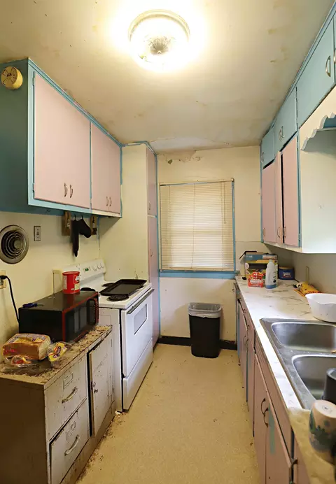 Kitchen - 1717 Stevenson, Flint, MI 48504 photo 2 of 2