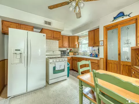 Kitchen - 18800 Wall, Melvindale, MI 48122 photo 2 of 2