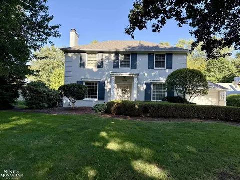 1008 Berkshire, Grosse Pointe, MI 48230