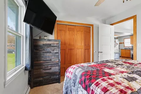 Bedroom - 119 Chippewa, Kawkawlin, MI 48631 photo 3 of 6