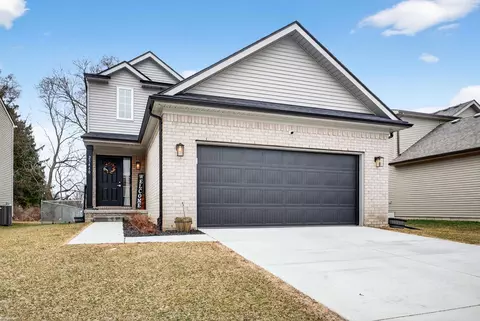 23440 Grandy, Clinton Township, MI 48035