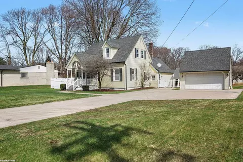 37810 Lanse Creuse, Harrison Township, MI 48045