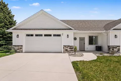 21 Cove, Bay City, MI 48706