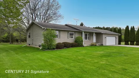Exterior - 3385 Ann, Flushing, MI 48433 photo 3 of 5