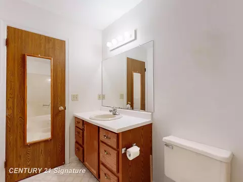 Bath - 3385 Ann, Flushing, MI 48433 photo 2 of 3