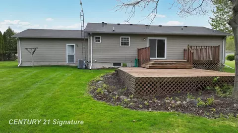 Exterior - 3385 Ann, Flushing, MI 48433 photo 2 of 5