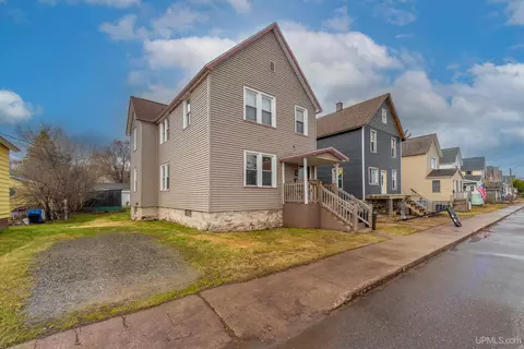 129 W Superior, Ishpeming, MI 49849