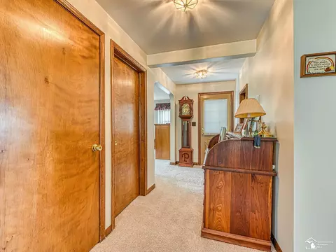 Entry Way - 11952 Grafton, Carleton, MI 48117 photo 3 of 3