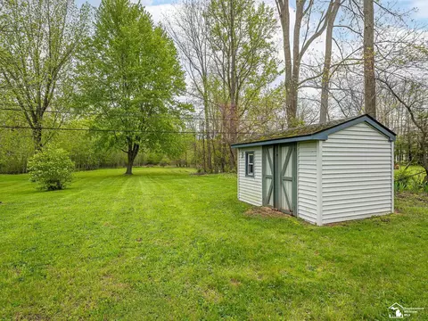 Exterior - 11952 Grafton, Carleton, MI 48117 photo 7 of 14