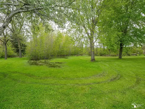 Exterior - 11952 Grafton, Carleton, MI 48117 photo 12 of 14