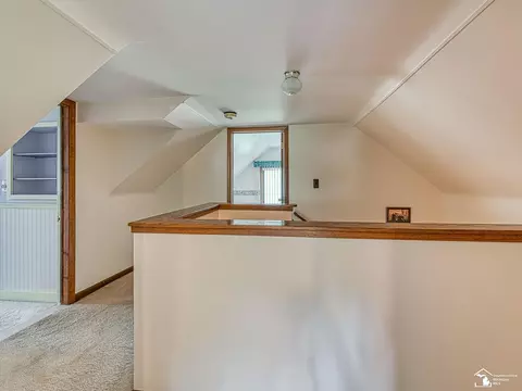Entry Way - 11952 Grafton, Carleton, MI 48117 photo 2 of 3