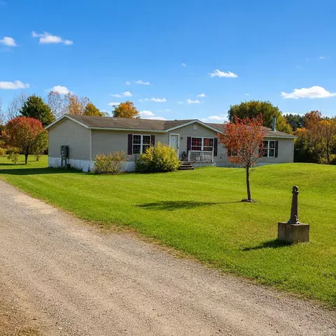 6524 N 96th, Hart, MI 49420