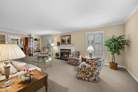 96 Moran, Grosse Pointe Farms, MI 48236 photo 8