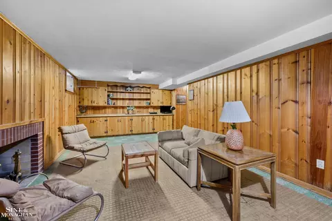 96 Moran, Grosse Pointe Farms, MI 48236 photo 33