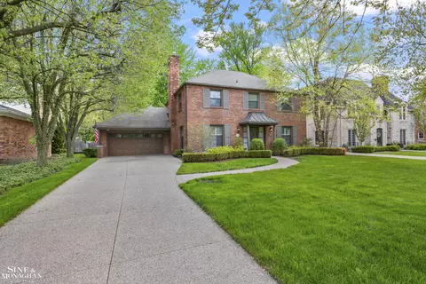 96 Moran, Grosse Pointe Farms, MI 48236 photo 4