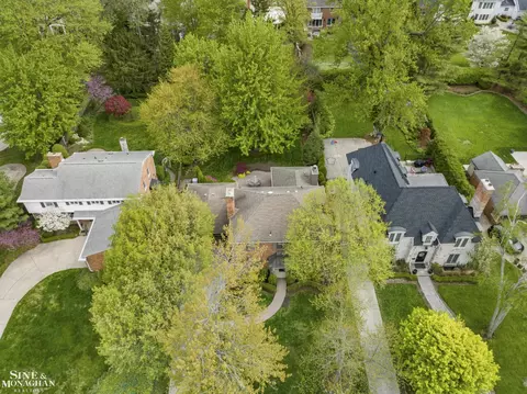 96 Moran, Grosse Pointe Farms, MI 48236 photo 45