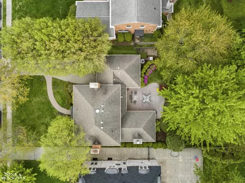 96 Moran, Grosse Pointe Farms, MI 48236 photo 47