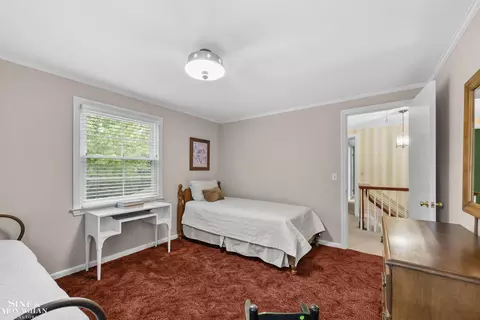 96 Moran, Grosse Pointe Farms, MI 48236 photo 28