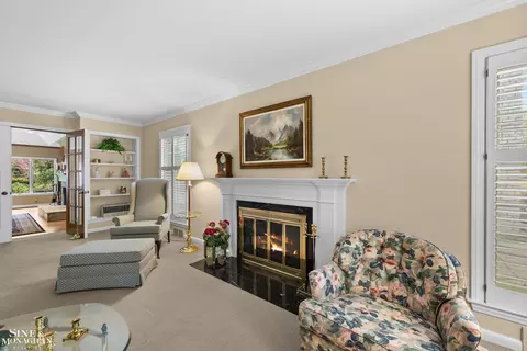 96 Moran, Grosse Pointe Farms, MI 48236 photo 9