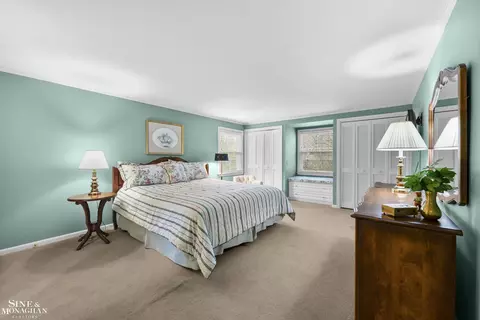 96 Moran, Grosse Pointe Farms, MI 48236 photo 24