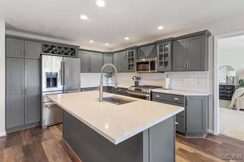 Kitchen - 1494 E Gorman, Adrian, MI 49221 photo 2 of 6