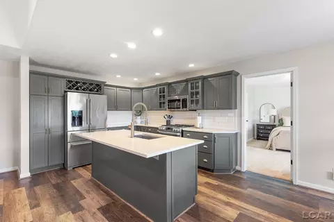Kitchen - 1494 E Gorman, Adrian, MI 49221 photo 3 of 6
