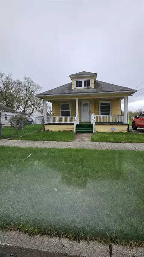 2215 Lincoln, Saginaw, MI 48601
