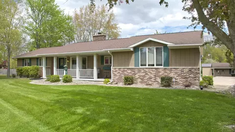 5220 N N Riv, Freeland, MI 48623