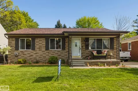 22117 California, Saint Clair Shores, MI 48080