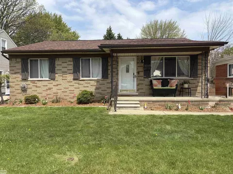 22117 California, Saint Clair Shores, MI 48080