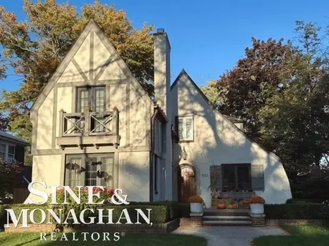 582 Lincoln, Grosse Pointe, MI 48230